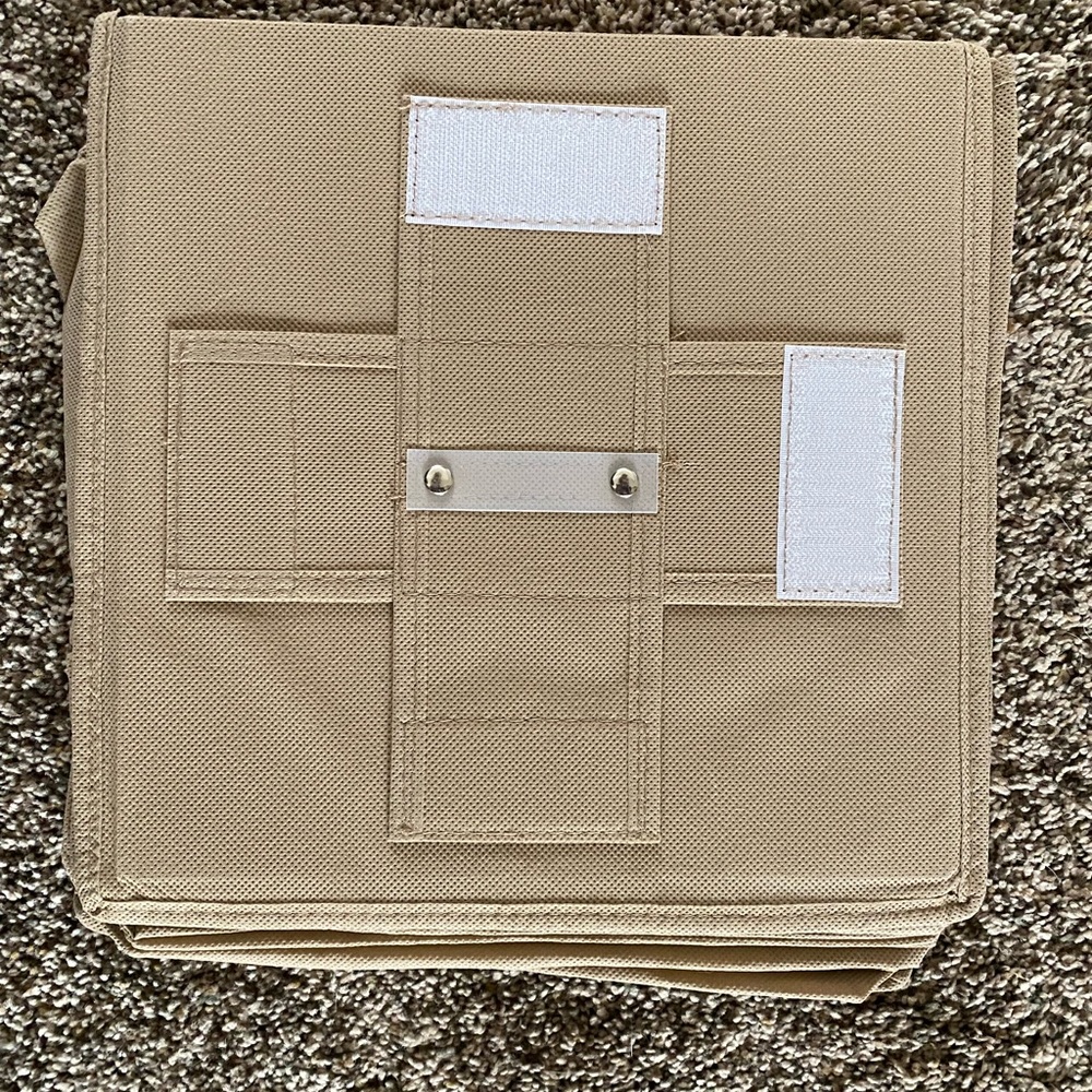 8 Shelf Hanging Organizer.  This one is NOT in packaging, same as one that is.